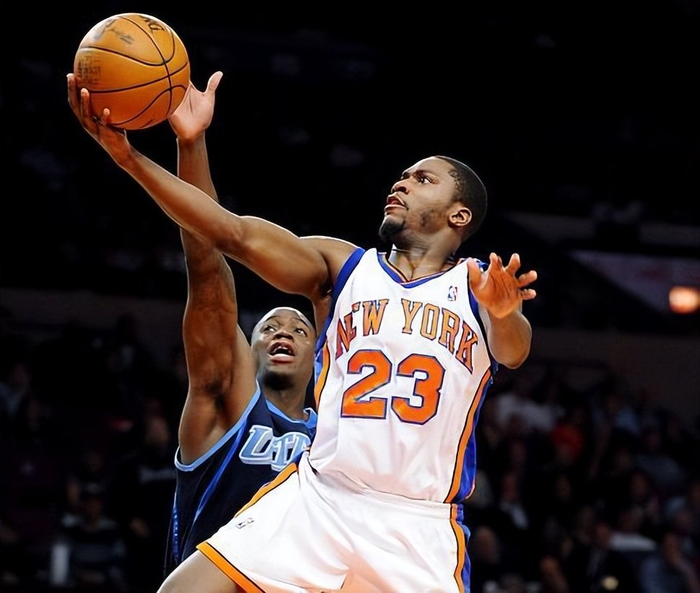 爱游戏-加时末段CBA季后赛传出新动向，萨克拉门托国王绝杀压哨，管理层表态：管理层满意，临场指挥获称赞的简单介绍